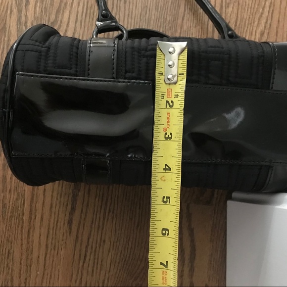 Vera Bradley Black Quilted Purse - Picture 13 of 13